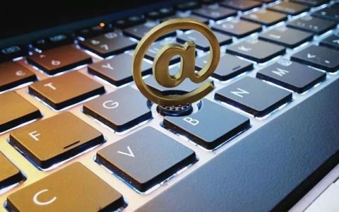 男子为当贴吧吧主向百度员工行贿宝马X5 网友直呼看不懂!