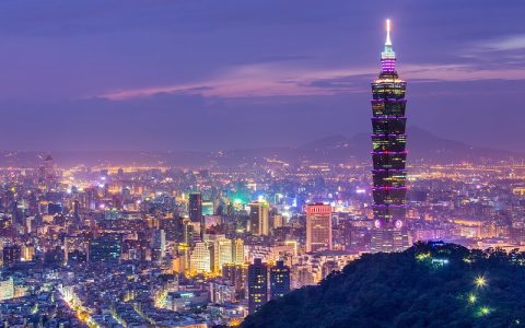 台湾地图可以显示每个街道了 网友：想去台湾省吃山西刀削面！