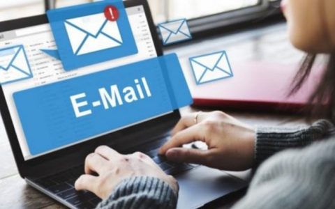 简历写QQ邮箱是不是很low 简历上写QQ邮箱会掉分吗？