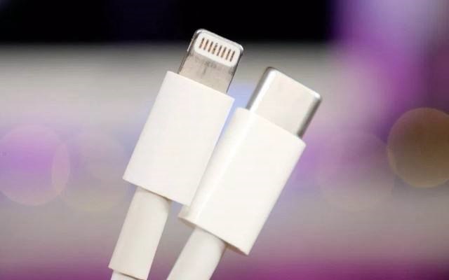 iOS13谍照显示iPhone11转向USB-C接口 放弃Lightning