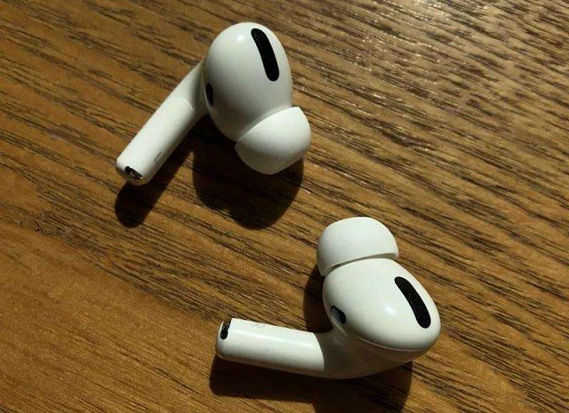 AirPods和AirPods Pro哪个好? AirPods Pro和AirPods区别对比