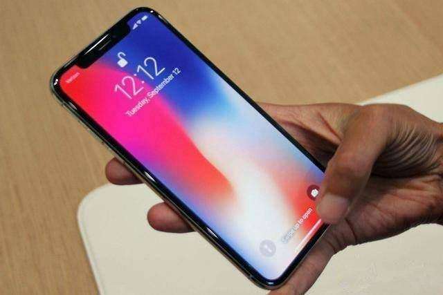 iPhone有锁机自动解锁了怎么回事？