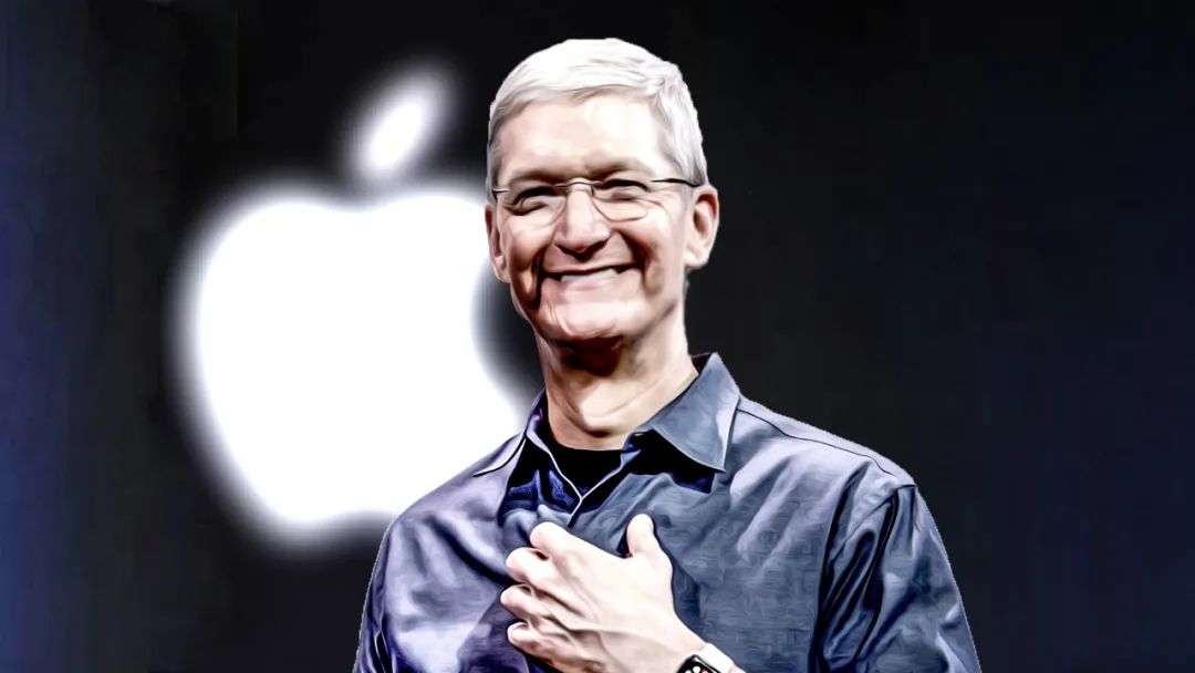 库克和苹果签订的10年合约今年就要到期了 怪不得连iPhone 13都开始打价格战！