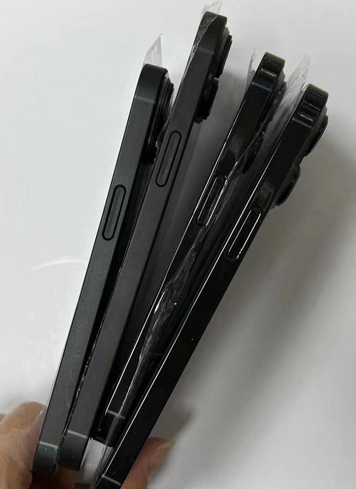 iPhone14/Pro系列四款机模图片出炉：后置相机镜头尺寸更大