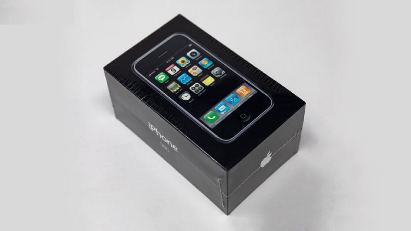 未开箱初代iPhone至少拍出3万美元 