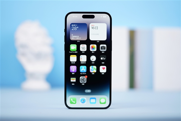 iPhone 15 Ultra 将采用钛金属外壳：更坚固耐用