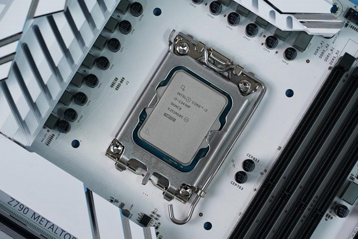 i5-13490F配什么主板？Intel酷睿i5-13490F主板搭配知识