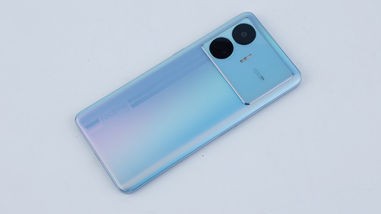 realme GT Neo5 SE值得买吗？真我GT Neo5 SE评测