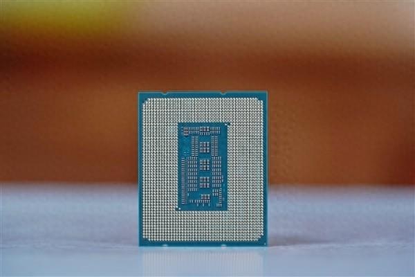 i5-14400和i5-1400F哪个好？i5-14400和i5-1400F区别对比