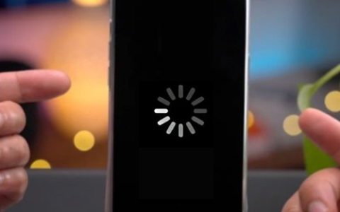 iOS新Bug：4个字符干蹦iPhone，卡贴机爱了！